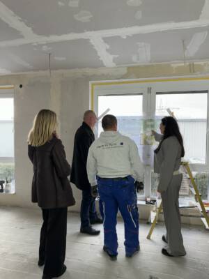 1 Raum In Form Innenarchitektur Und Architektur Kerstin Bertz Helmbrecht Aktueller Bautenstand Bürokomplex